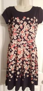 Lauren Conrad size 8 floral dress